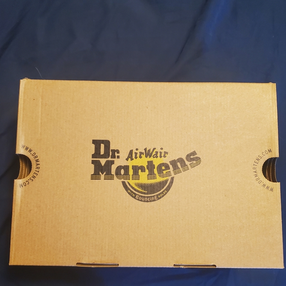 Dr. Marten Lowtop Loafers